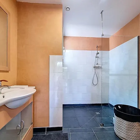 Albatros, Vue Golf Imprenable, Wifi, Confort * Nesmy