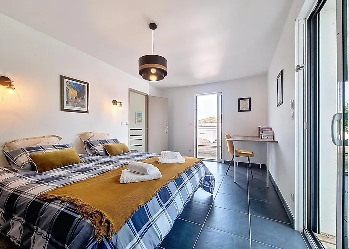 Albatros, Vue Golf Imprenable, Wifi, Confort * Nesmy